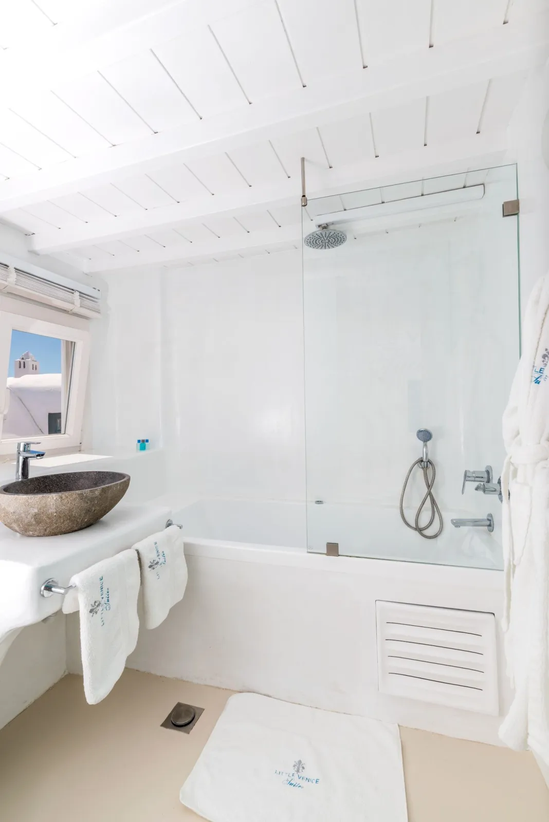 Superior Sea View Suite with Interior Spa Bath