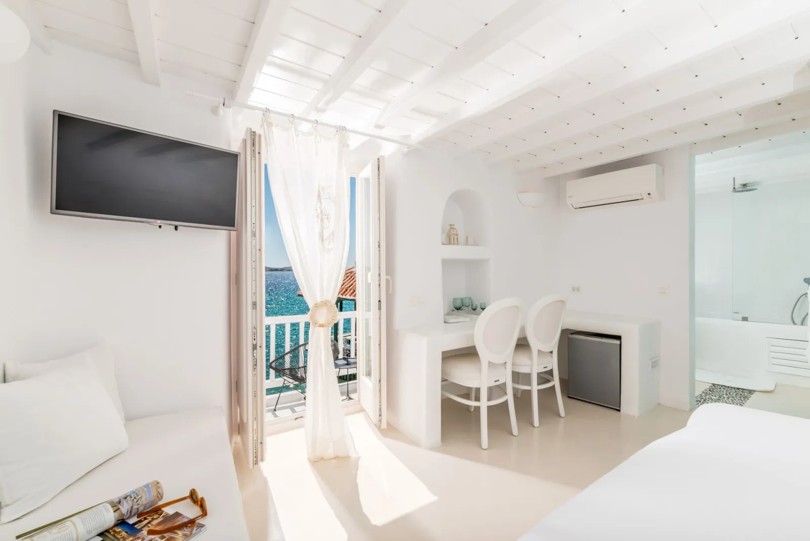 Superior Sea View Suite with Interior Spa Bath
