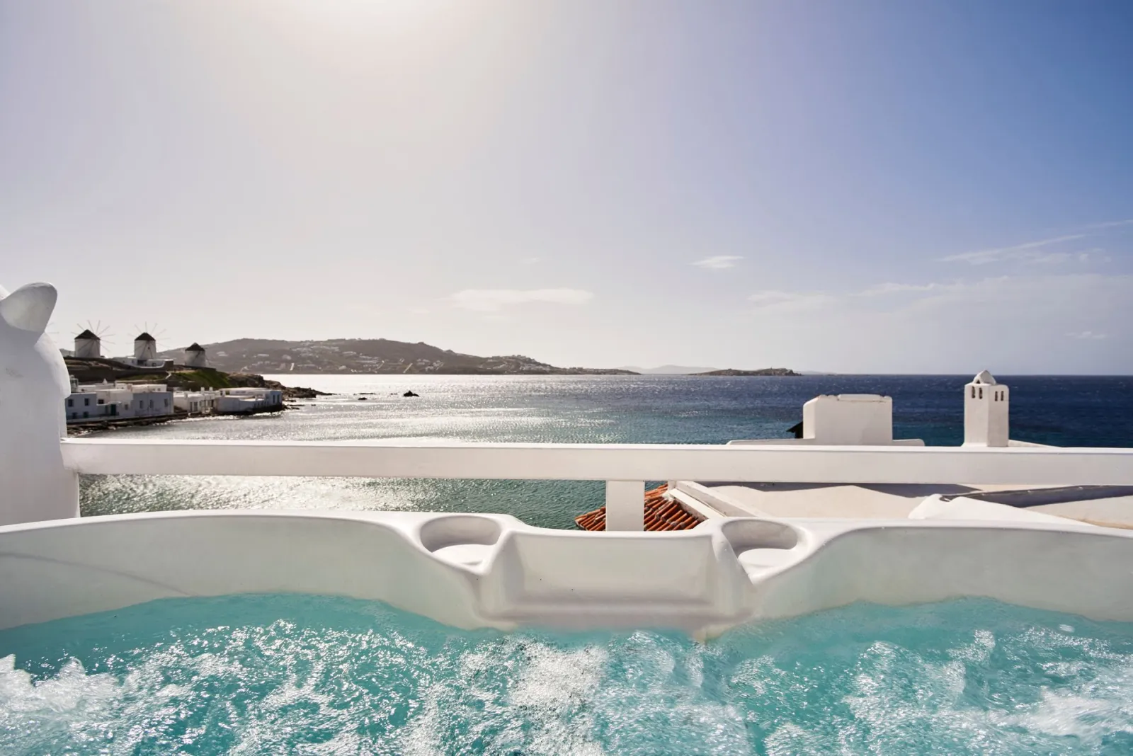 Junior Sea View Suite with Outdoor Jacuzzi 