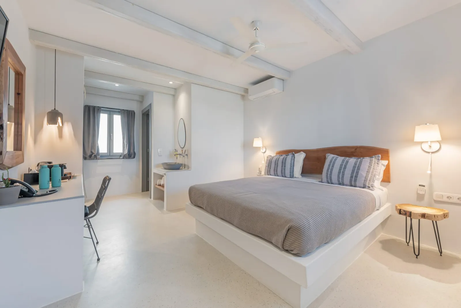 Standard Double Suite with Partial Sea View