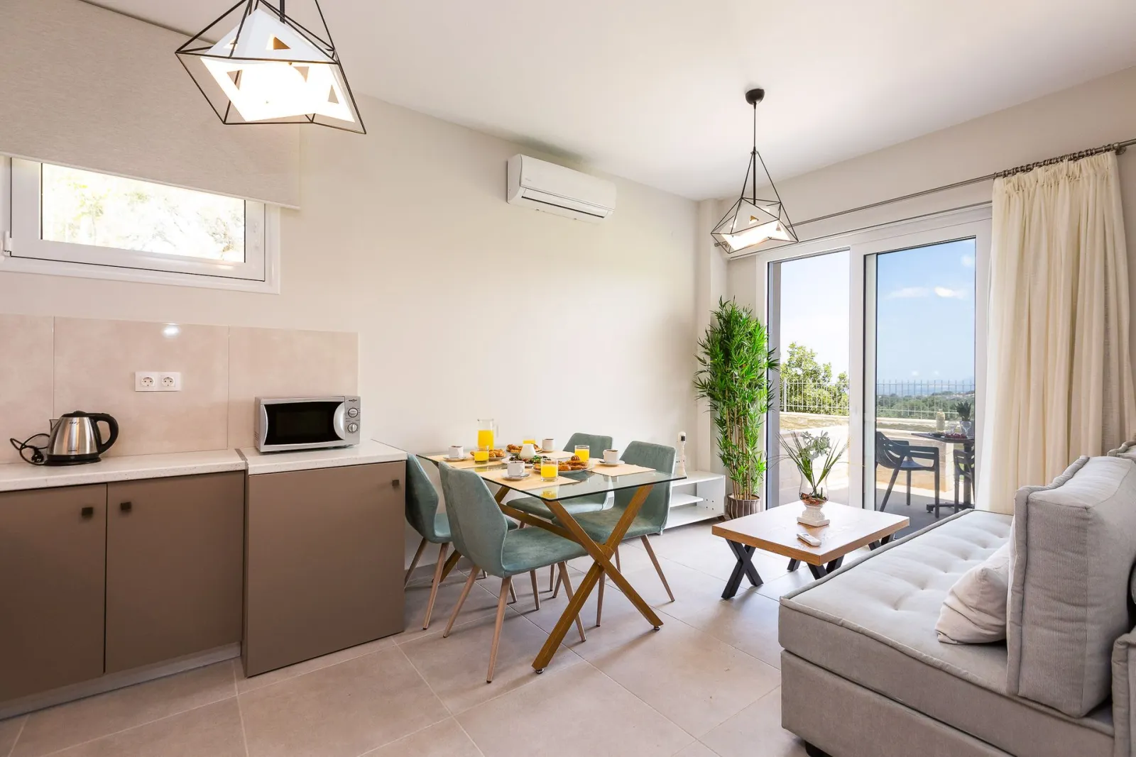 One Bedroom Apartment with Sea View - Ground Level