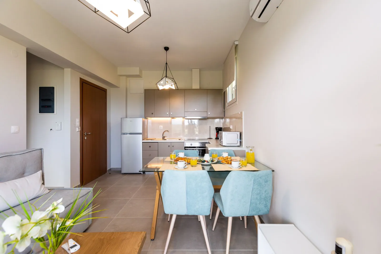 One Bedroom Apartment with Sea View - Ground Level