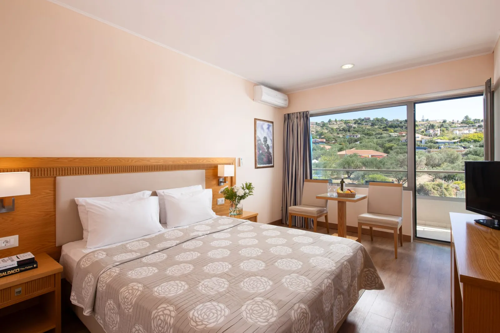 Double/Twin Room with Land View