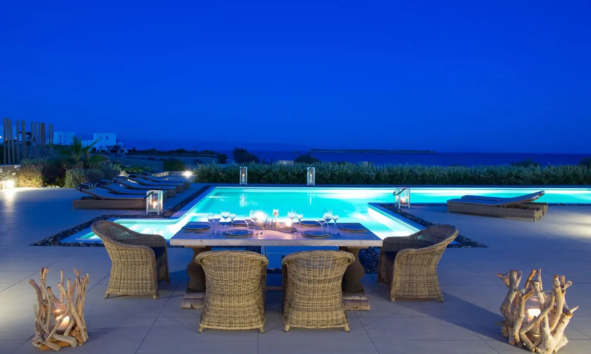 4 Bedroom | Villa Iris Deluxe | Nea Chrissi Akti