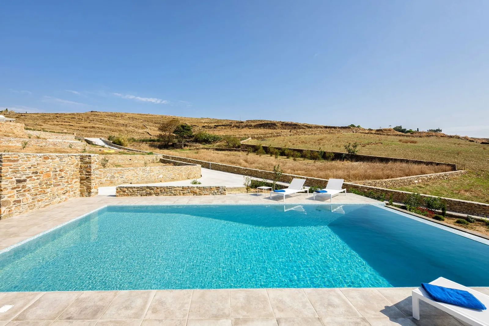 Paros Villa Aeraki