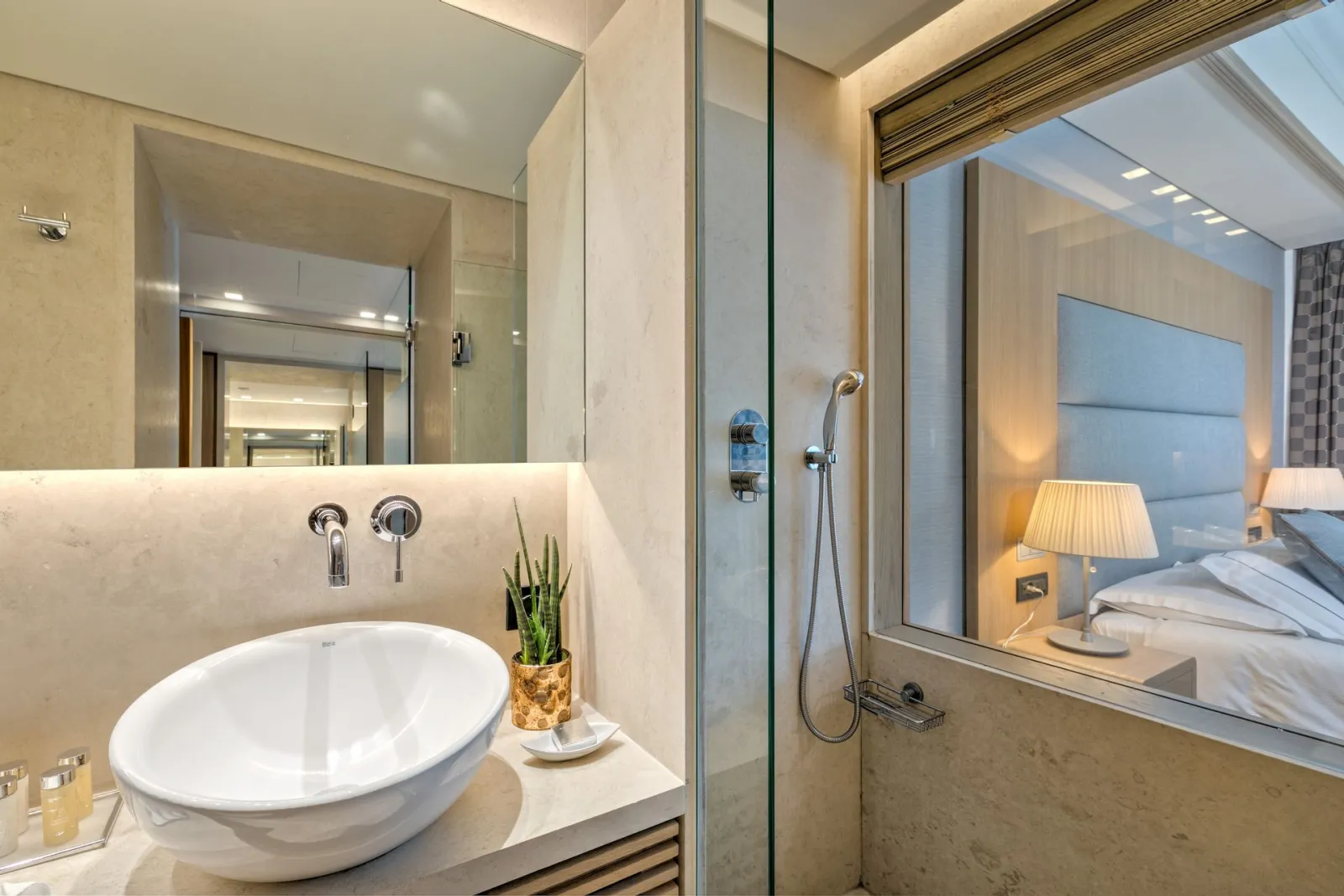 Double room - Hellenistic Walls View