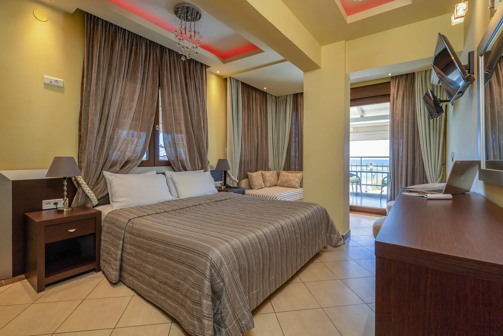 2 Bedroom Sea View Junior Suite