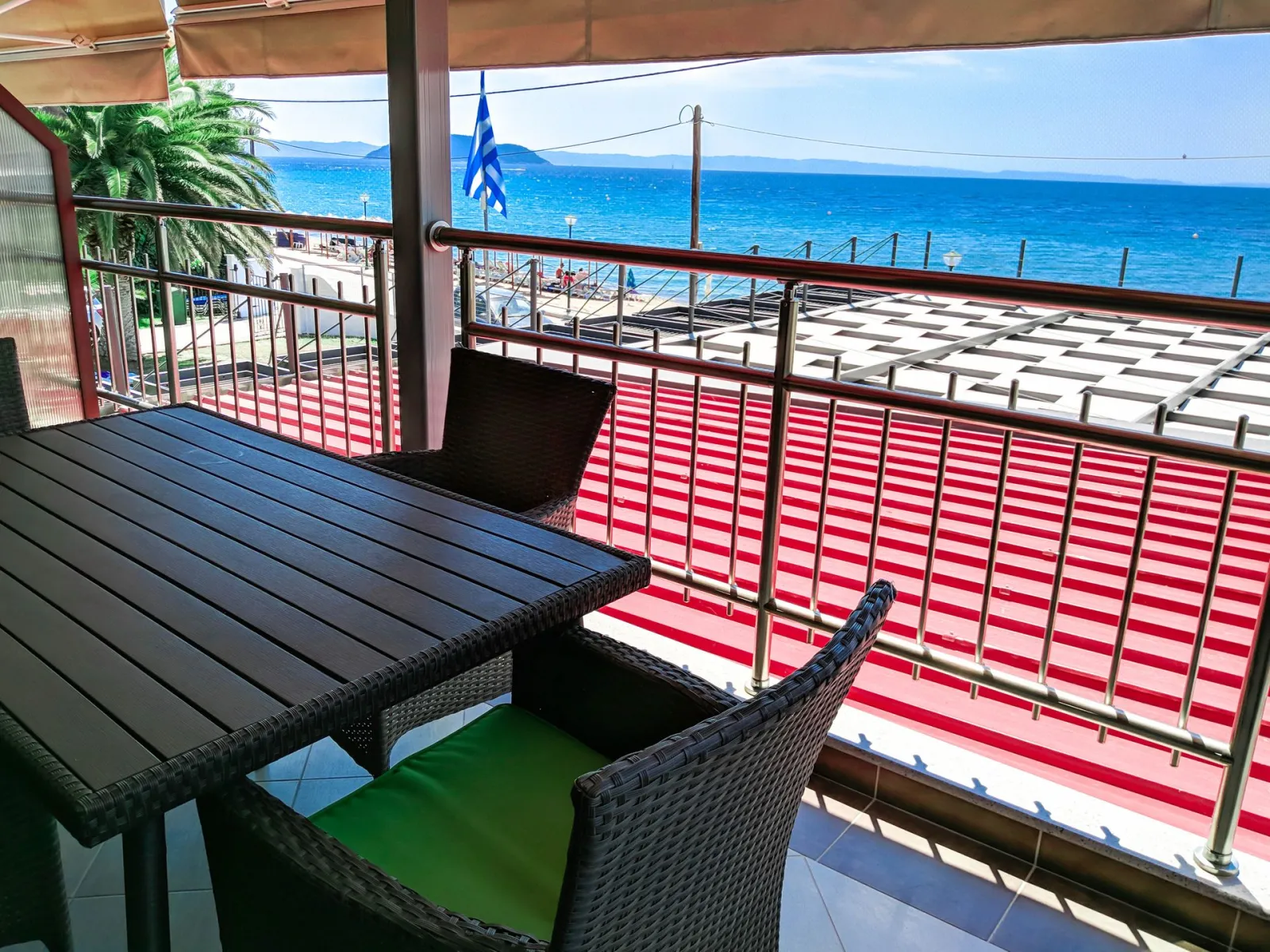 2 Bedroom Sea View Master Suite