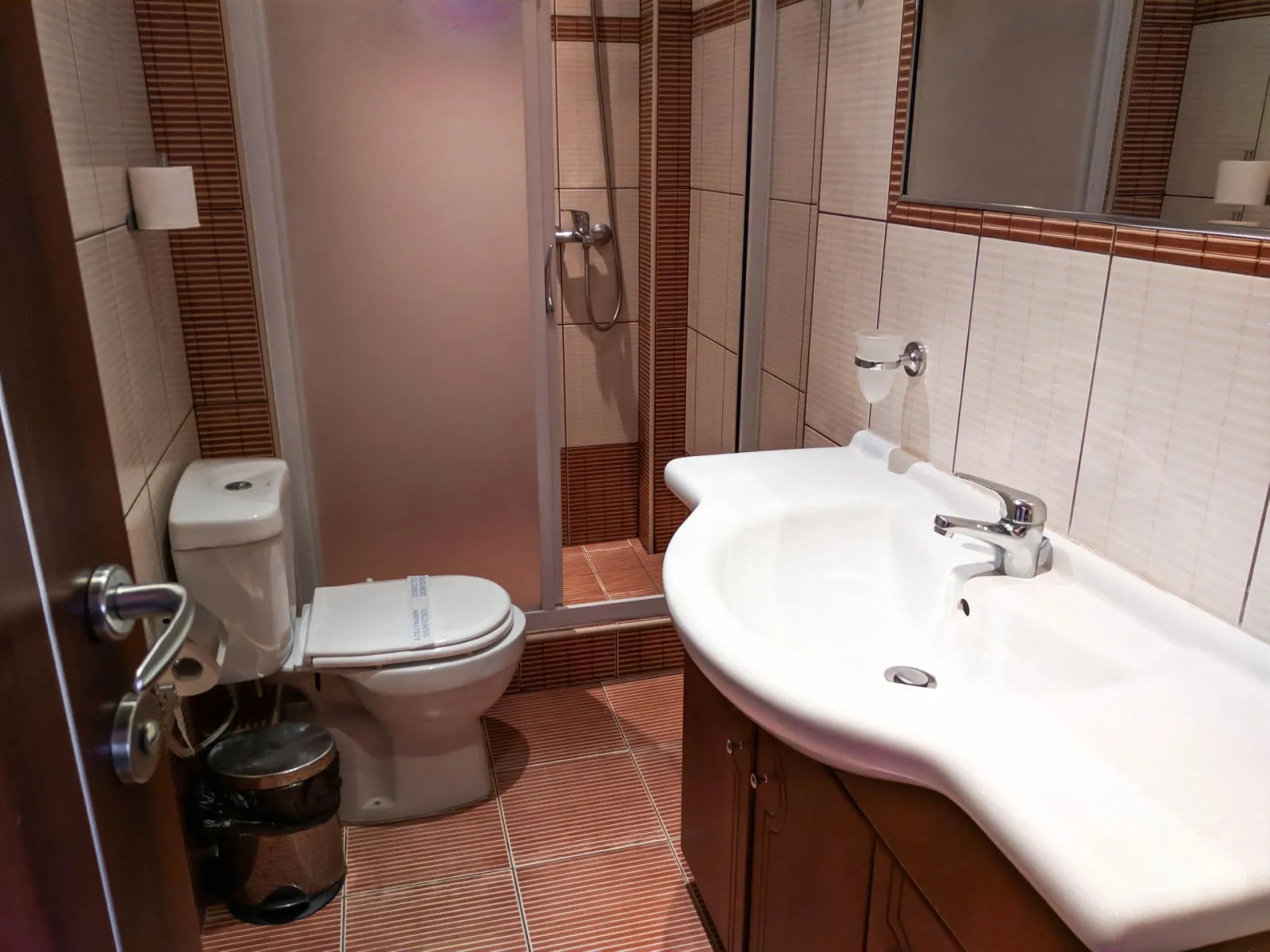 Αpartment Suite for 6 Persons With Kitchen