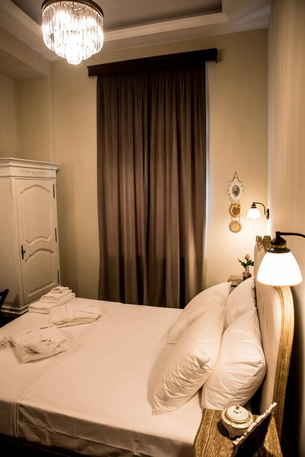 Junior Acropolis Suite