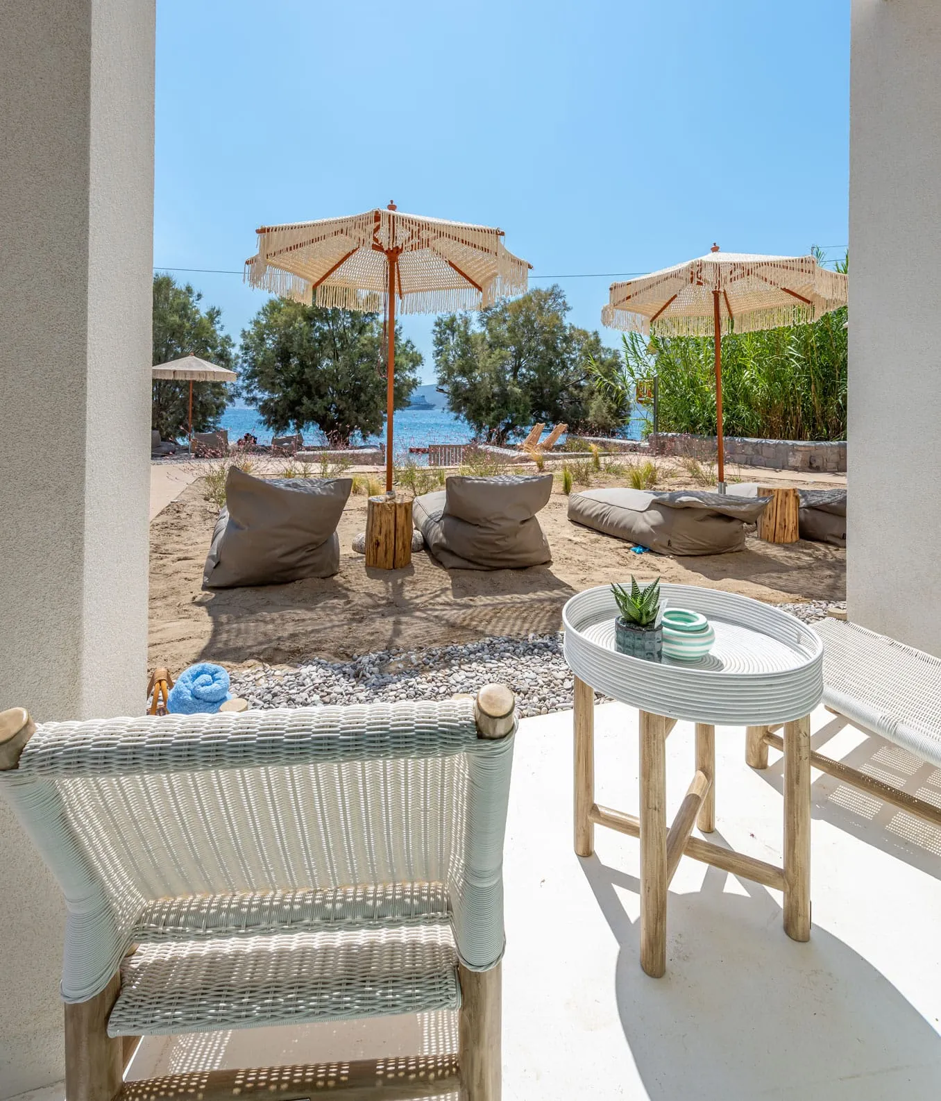 Beachfront Boutique House (TURQUOISE)