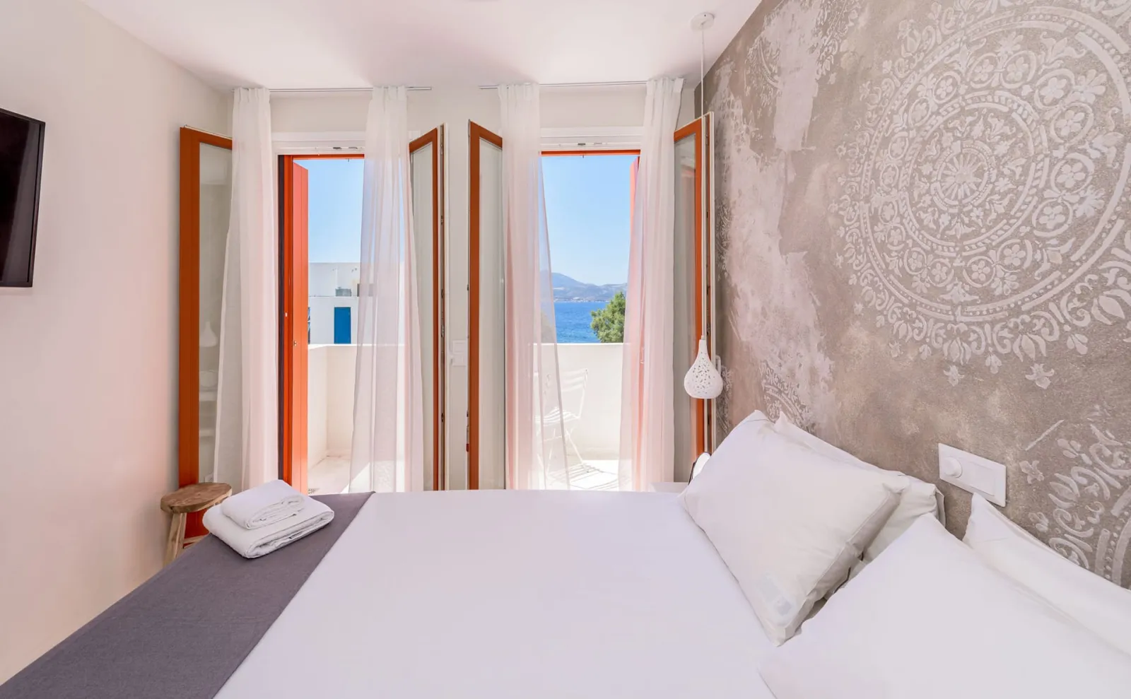 Beachfront Boutique House (ORANGE)