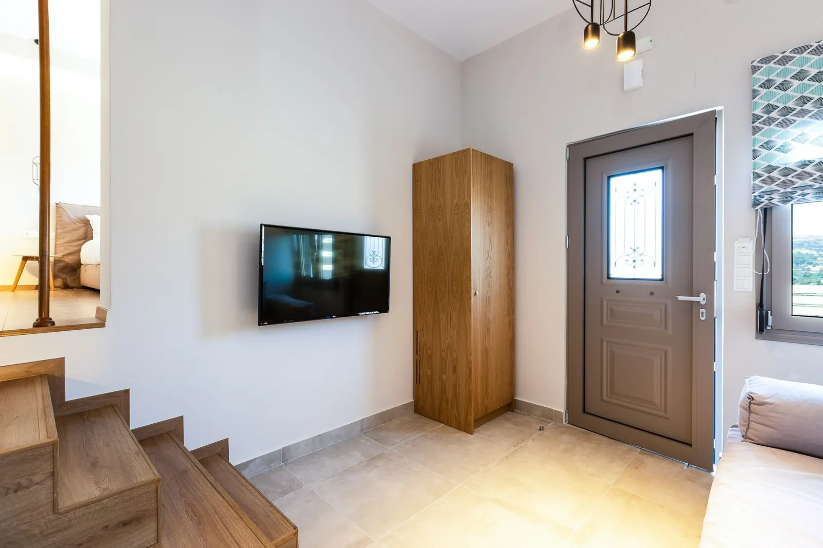 One-Bedroom Apartment (Levanta)