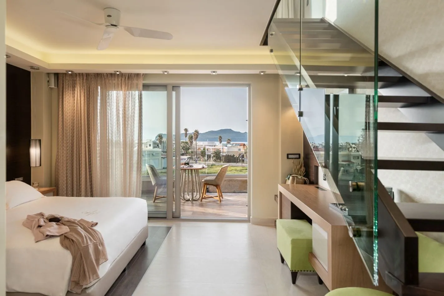 Luxury Maisonette with Private Pool Sea View