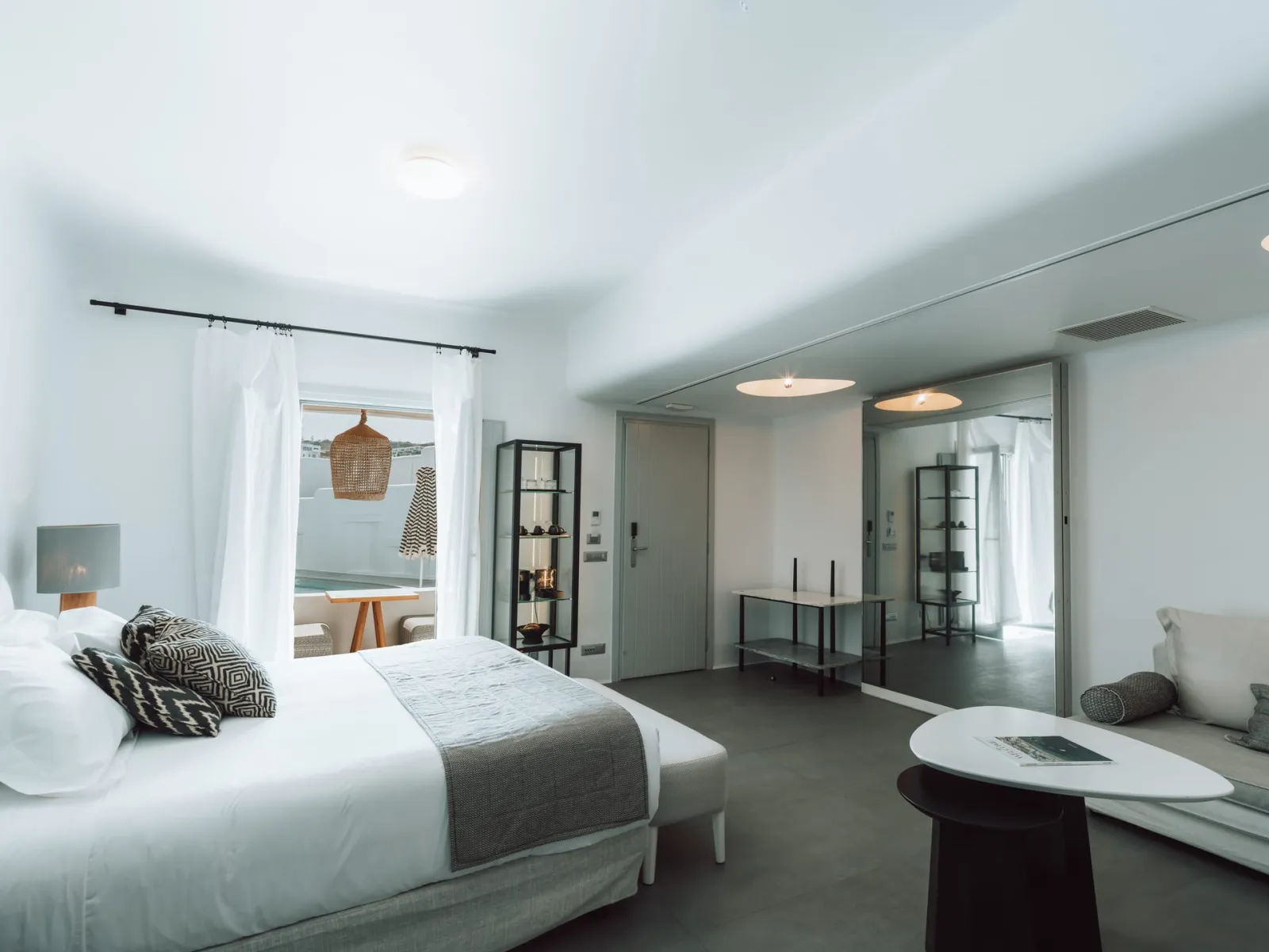Standard Ground Suite Garden view 