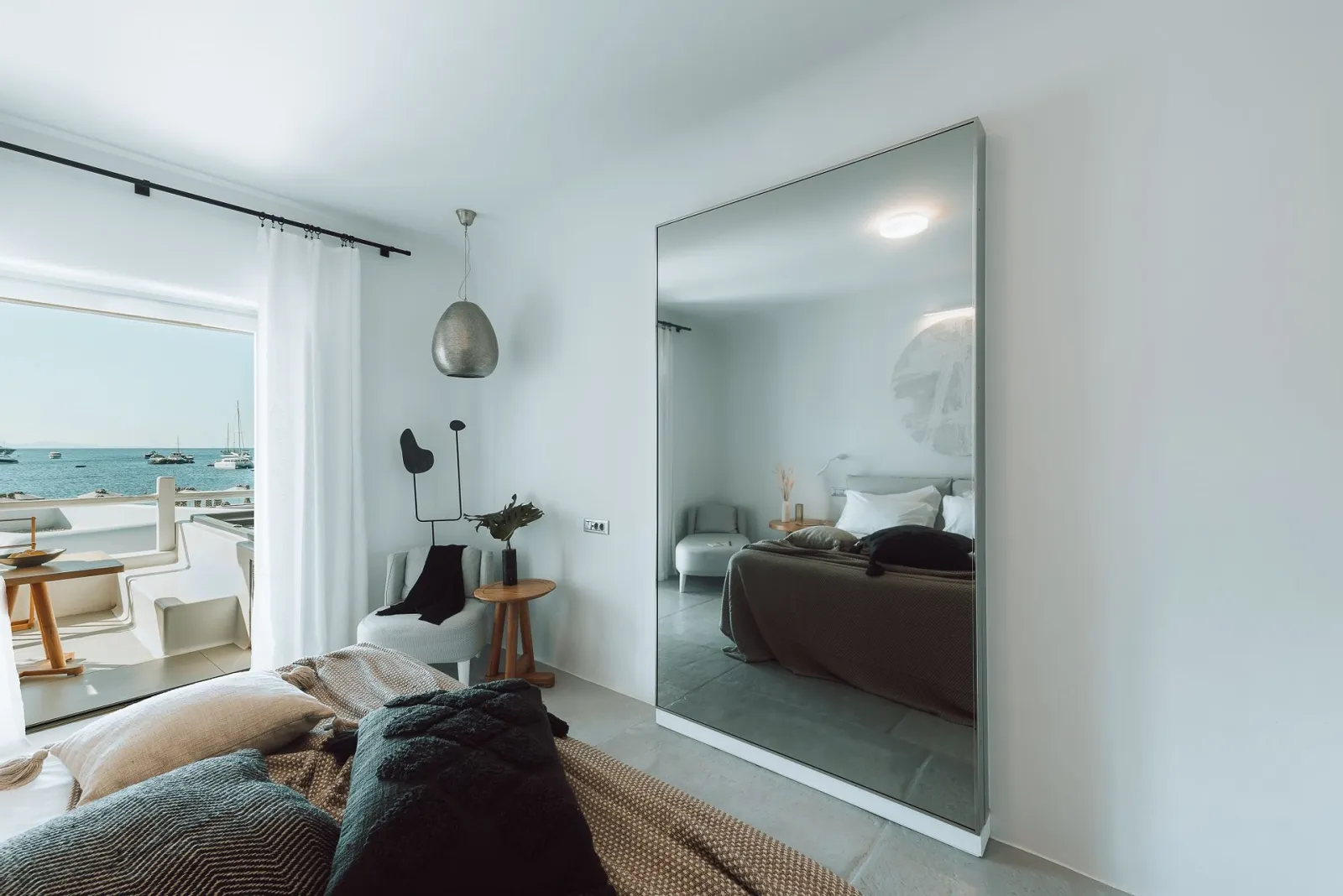 The Honeymoon Suite with seaview and hot tub