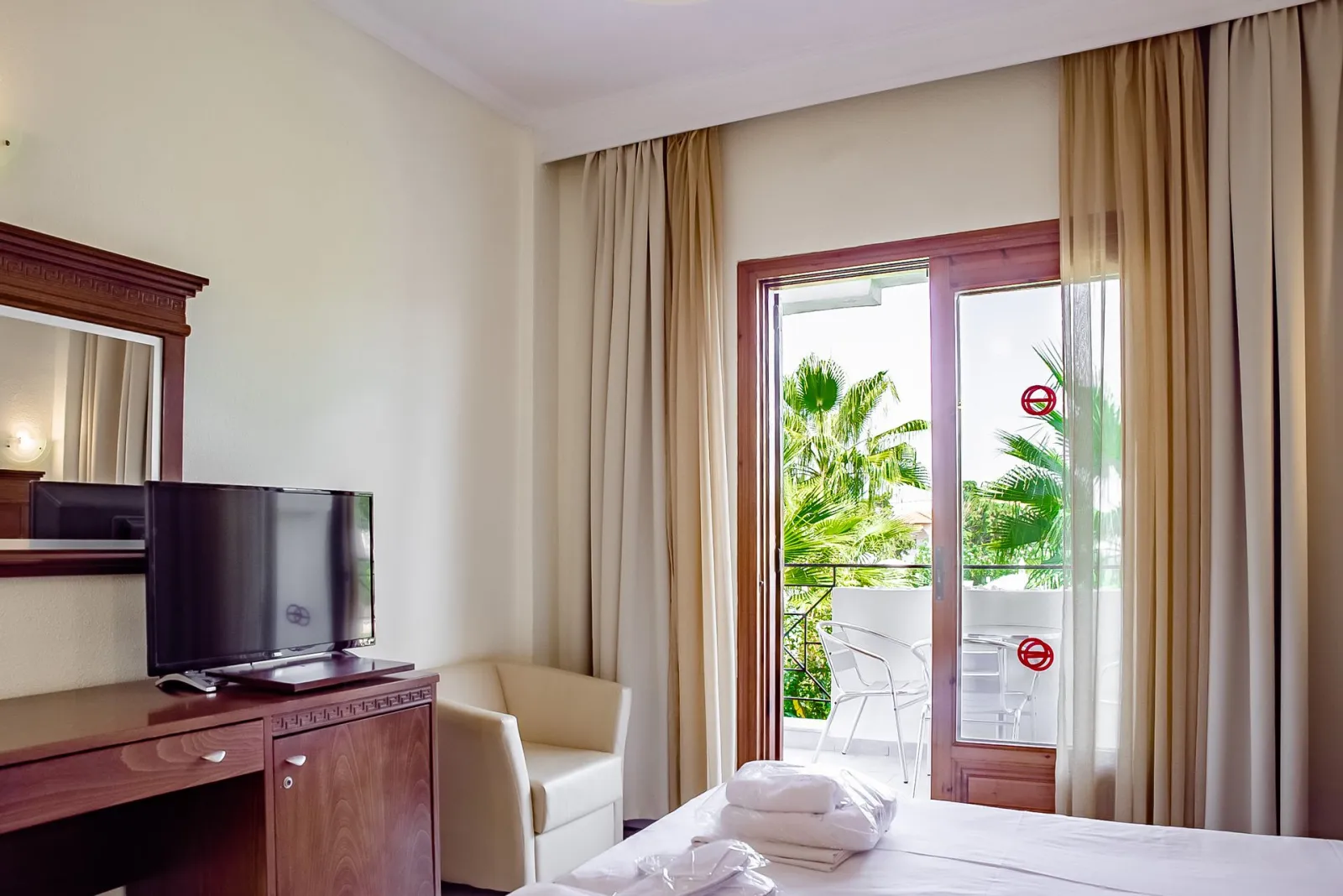 Premium Room with Extra Bed