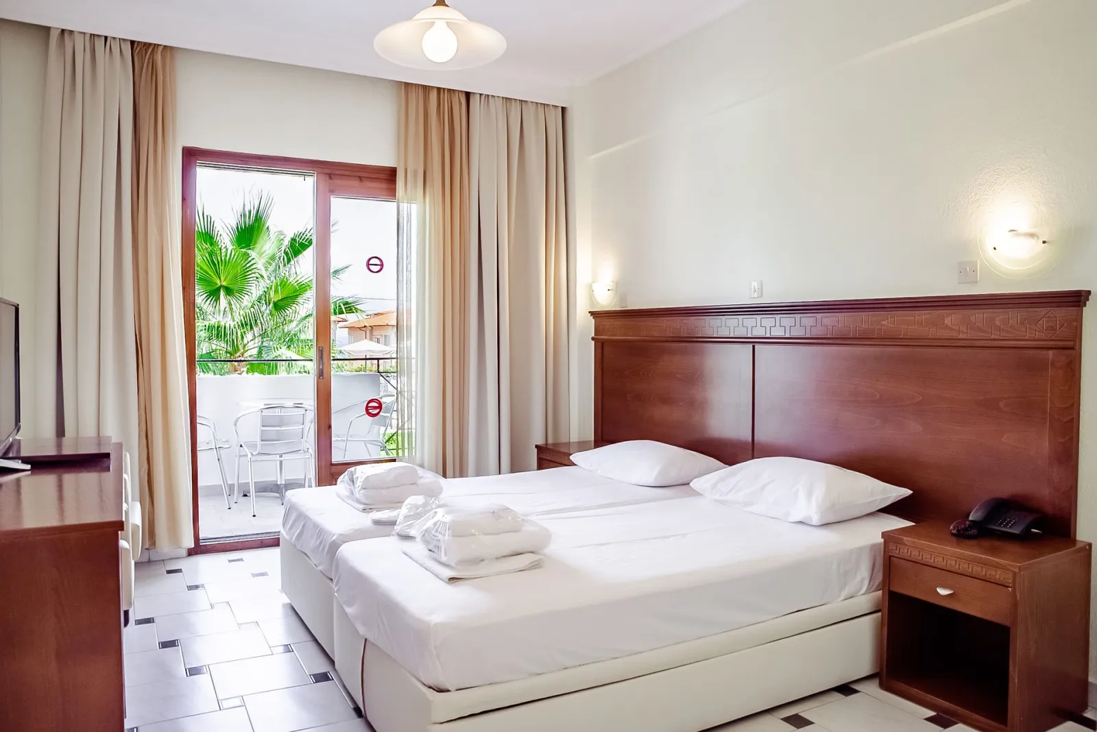 Premium Room with Extra Bed