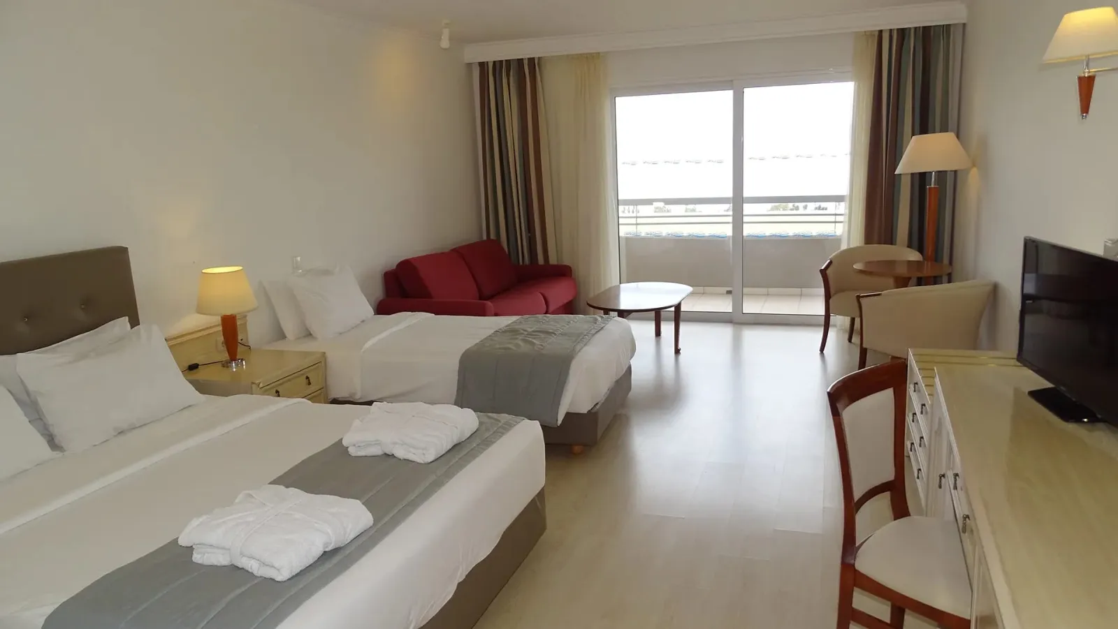 Superior Junior Suite Side Sea View