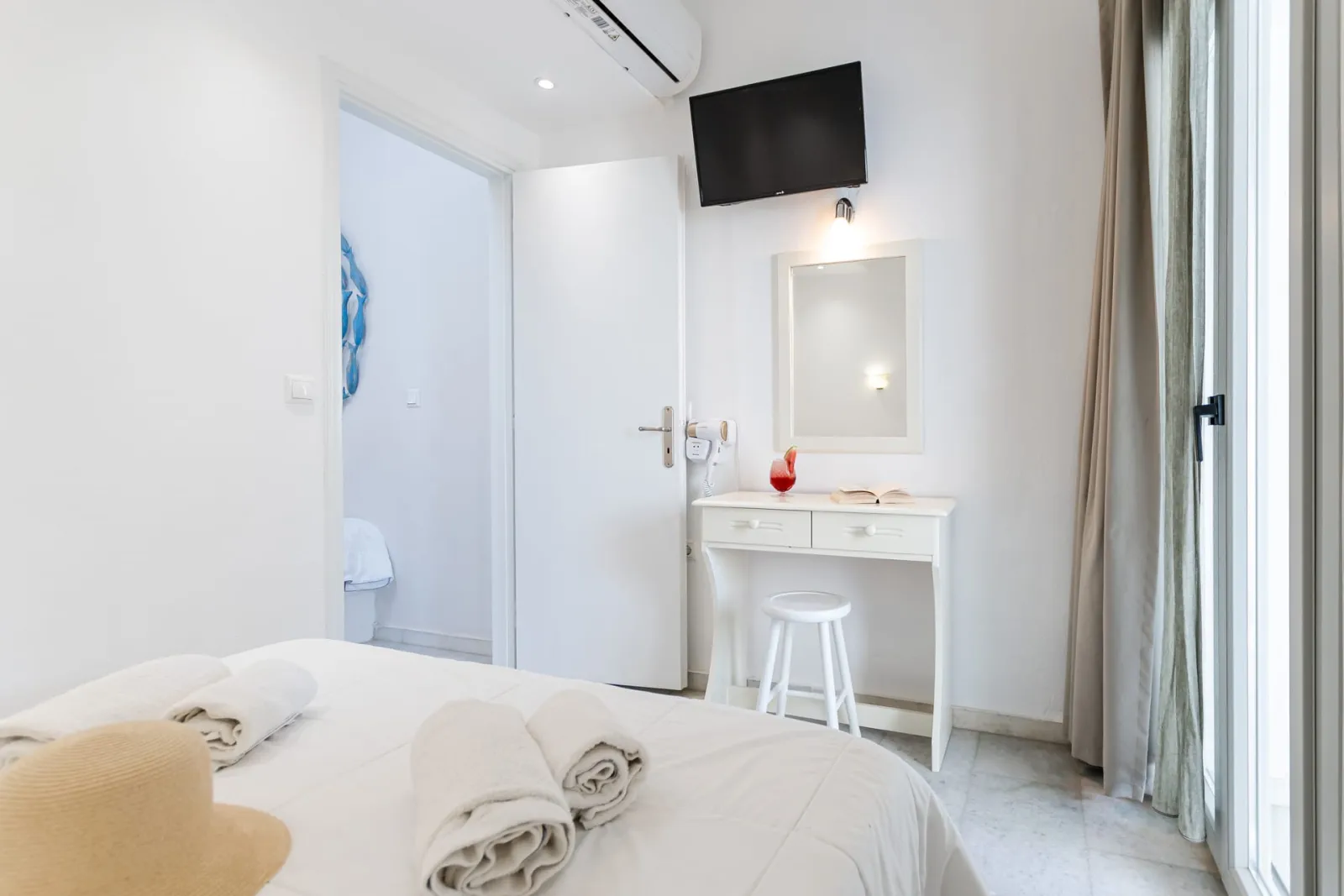Grand Quartable Room