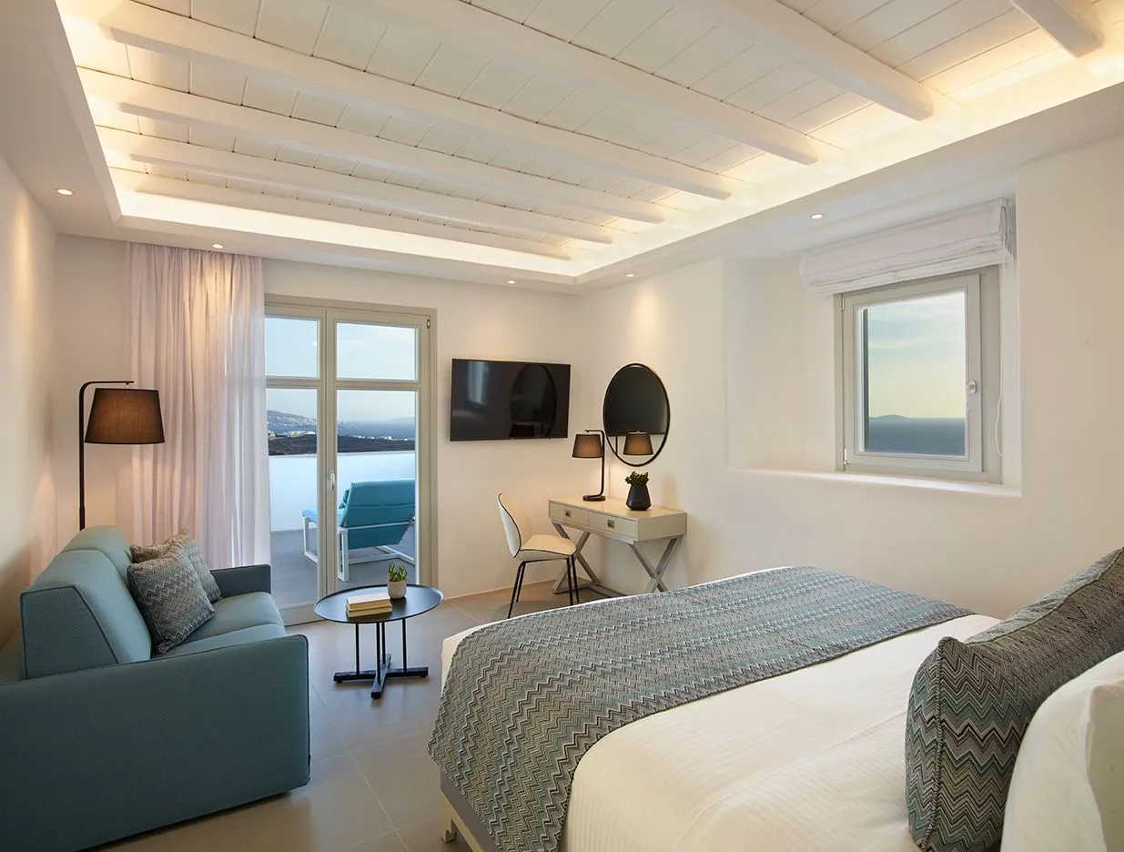 Junior Suite with Open Air Jacuzzi Panoramic Sea View - 33 m²