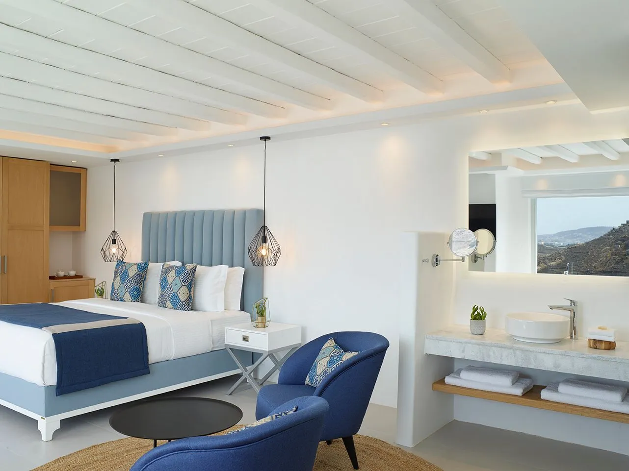 Executive Suite with Private Pool Panoramic Sea View - 38 m²