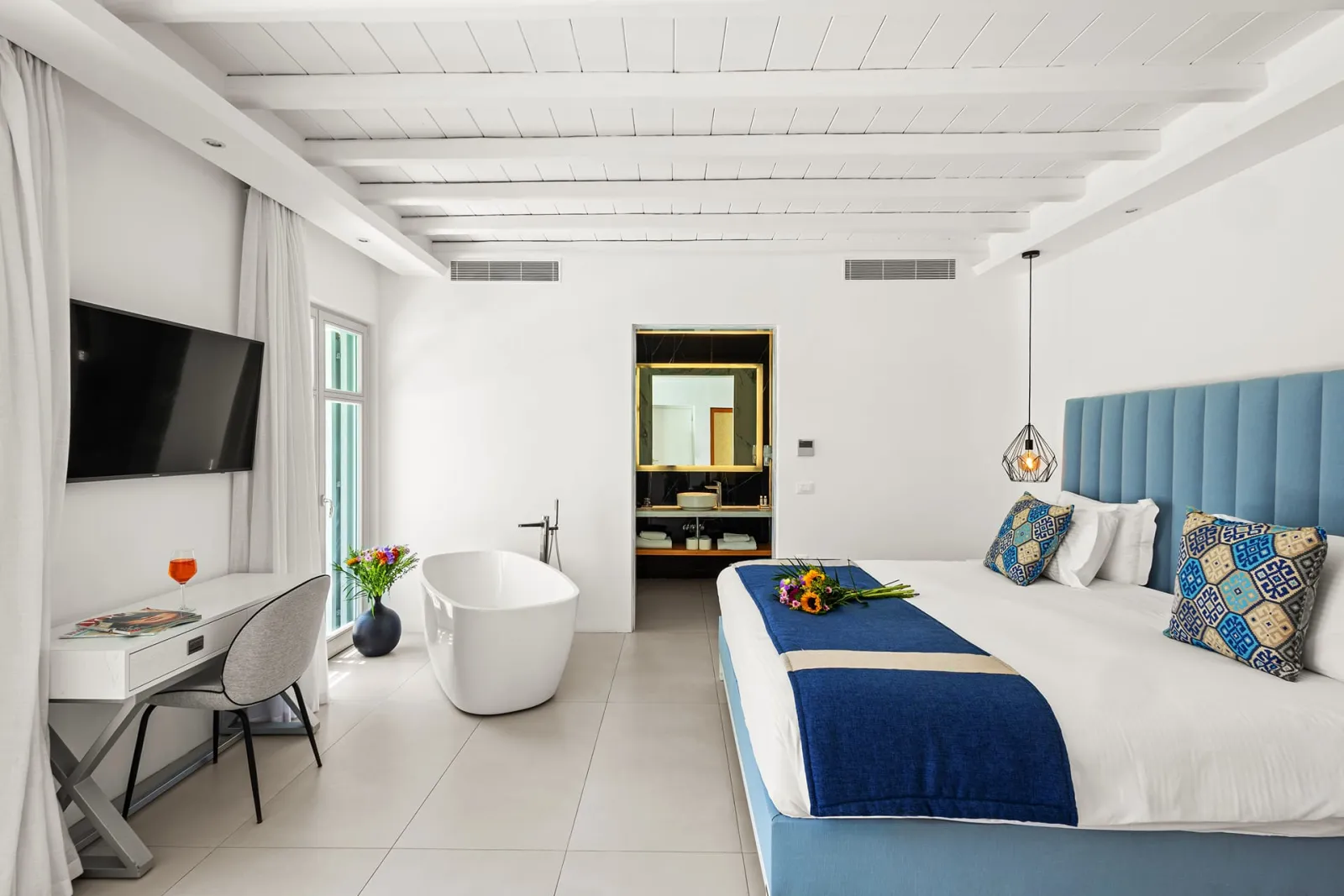 Two-Bedroom Villa with Private Pool Panoramic Sea View - 96 m²