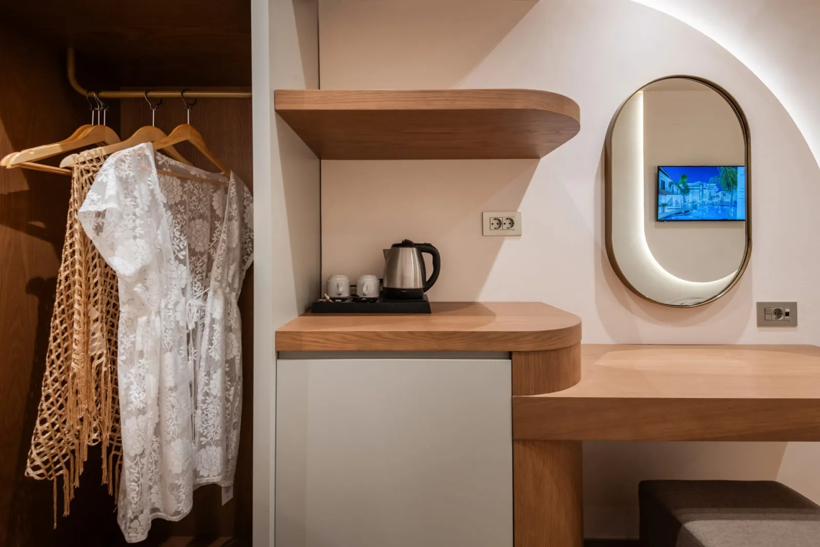 Junior Suite with Outdoor Hot Tub - 20m²