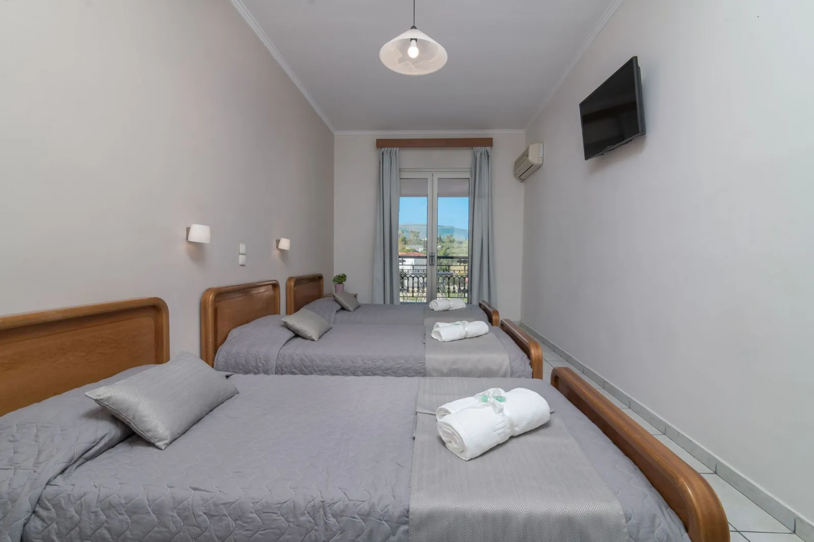 Standard Triple Room with balcony - 22m²