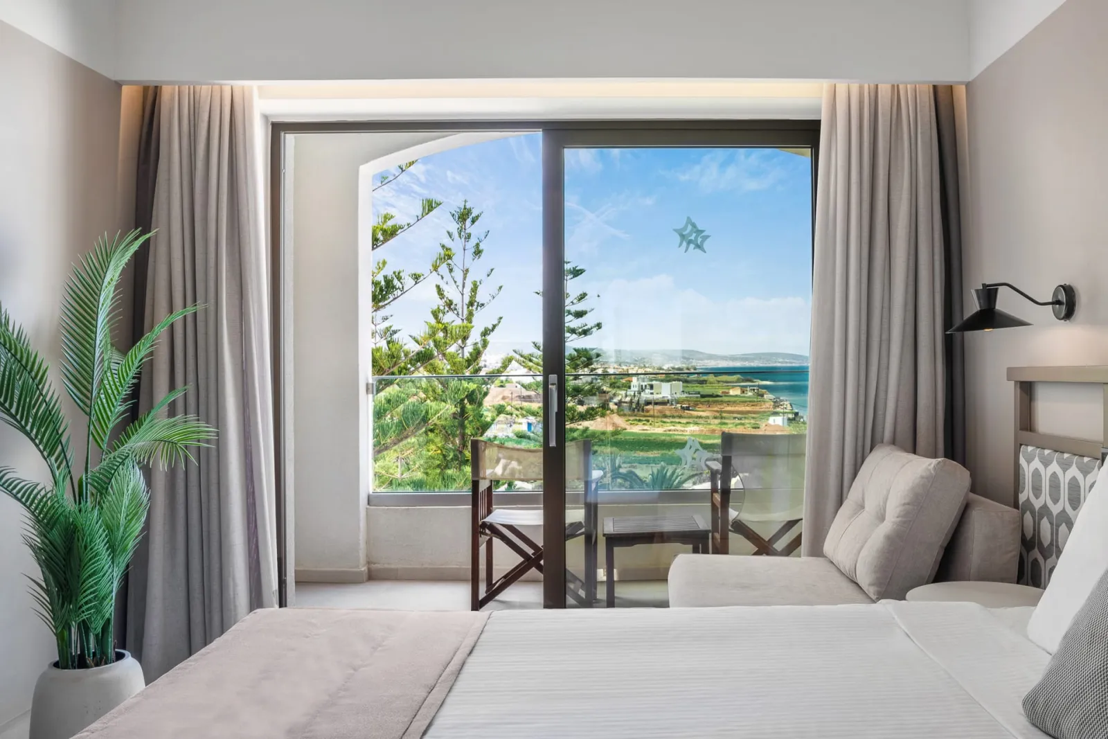 Superior Double Room Side Sea View