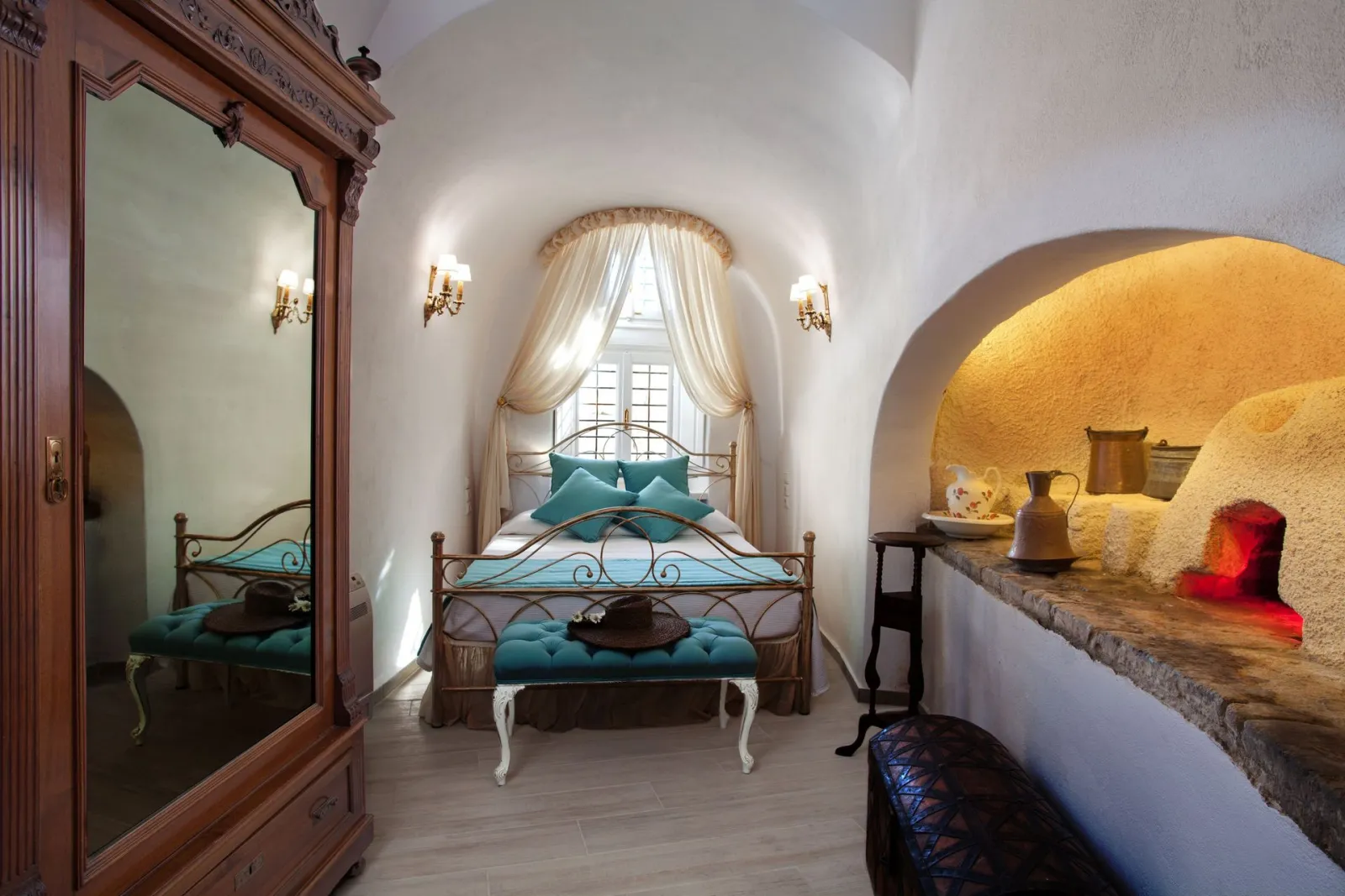Gold Cave House