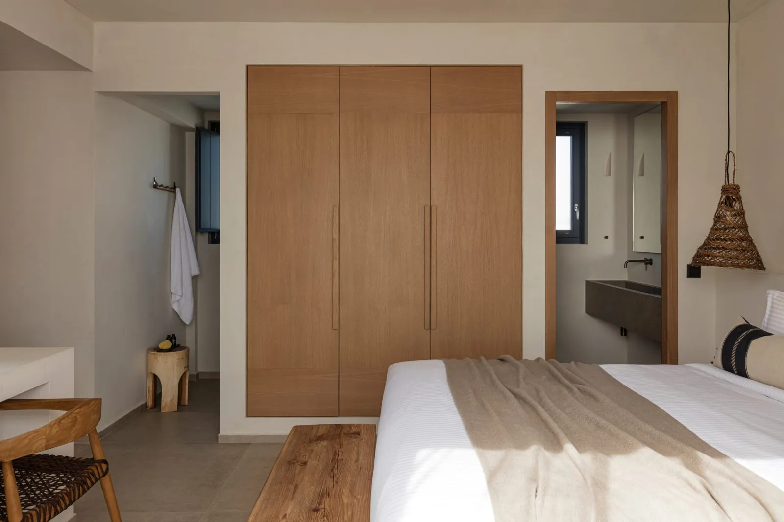 House of Light with Plunge Pool