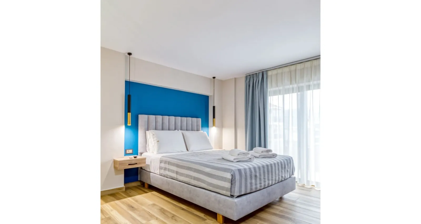 Suite - Split Level