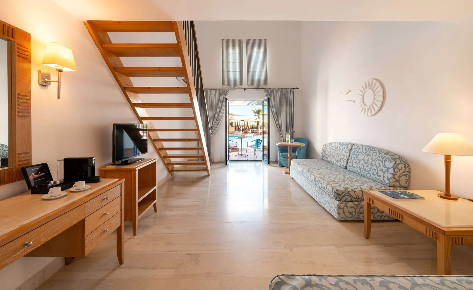 Maisonette Pool Access