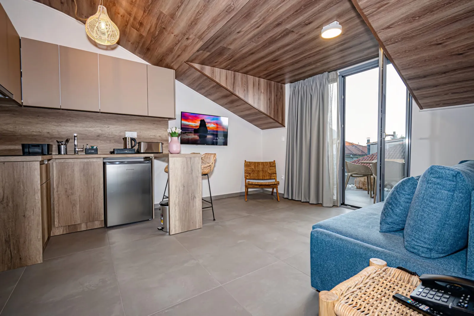 Deluxe Suite 2-Bedroom with Outdoor Jacuzzi