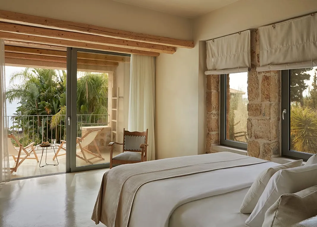 LUXURY RETREAT