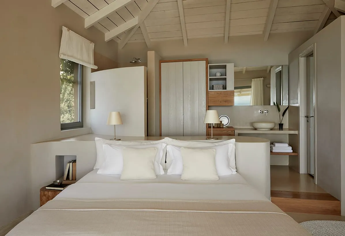 TERRACED PENTHOUSE
