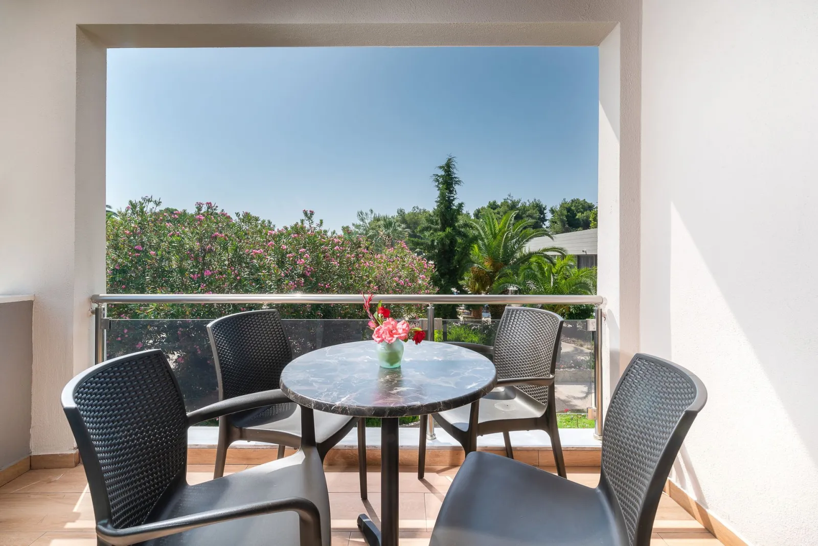 Family Room Garden View