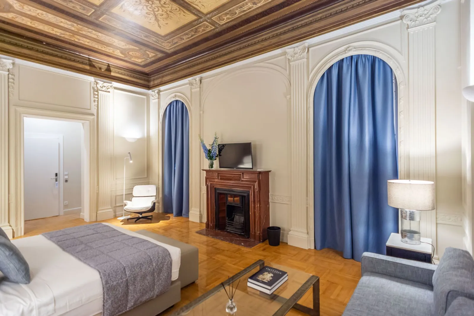 Queen Suite