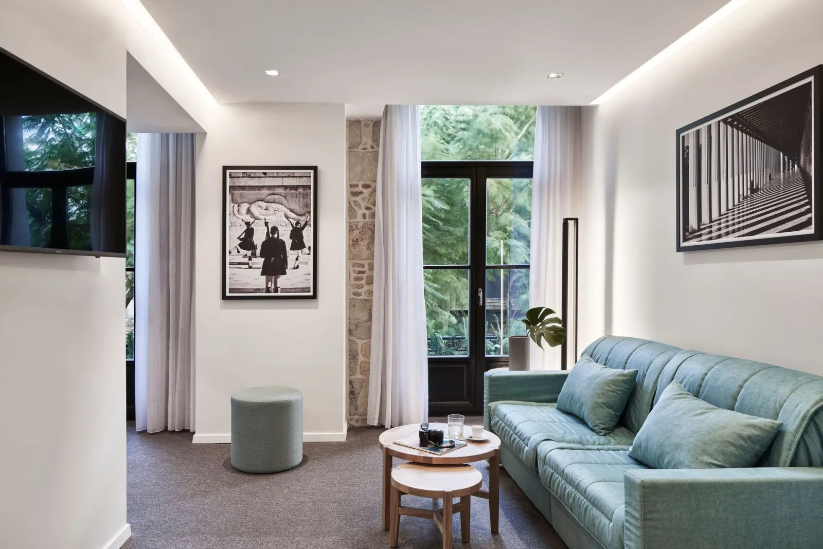 Grand Loft Suite with Balcony