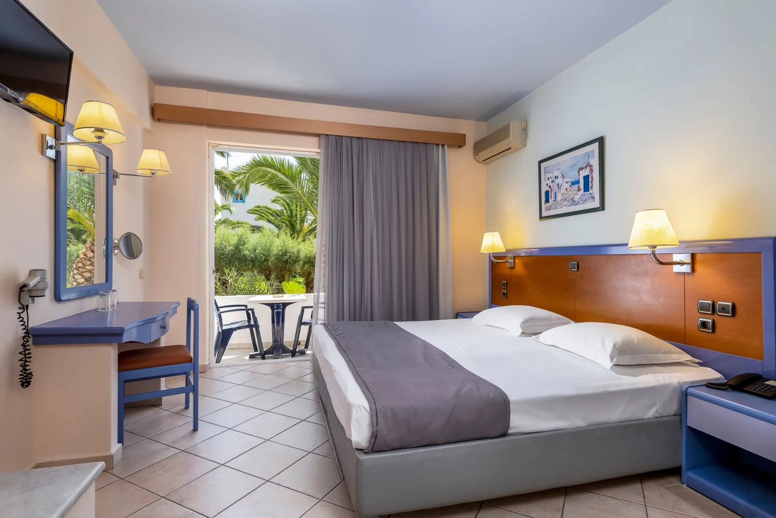 Standard Room with Garden view