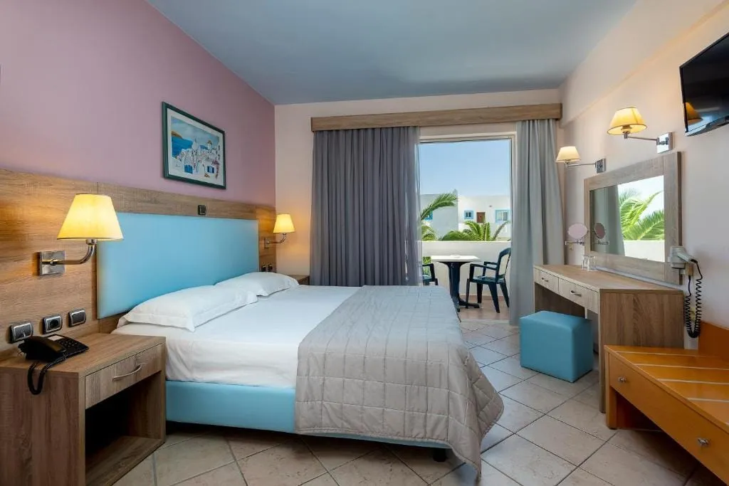 Standard Room with Garden view