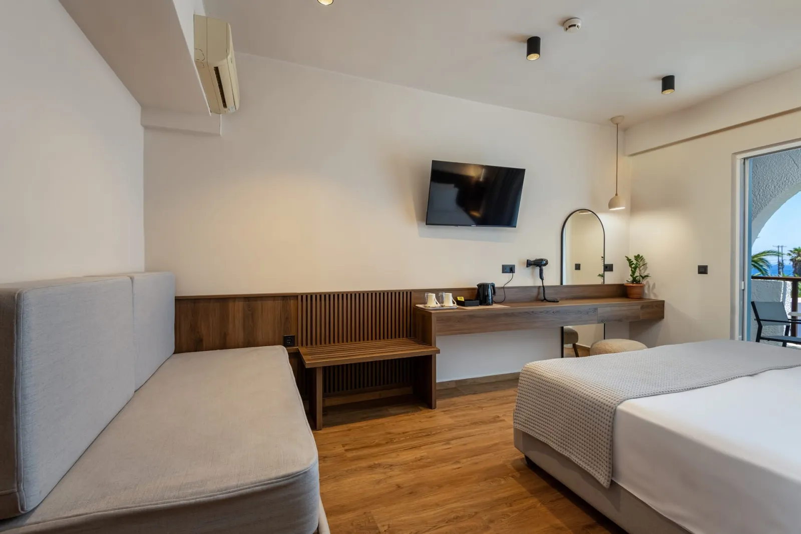 Deluxe Room with Sea view