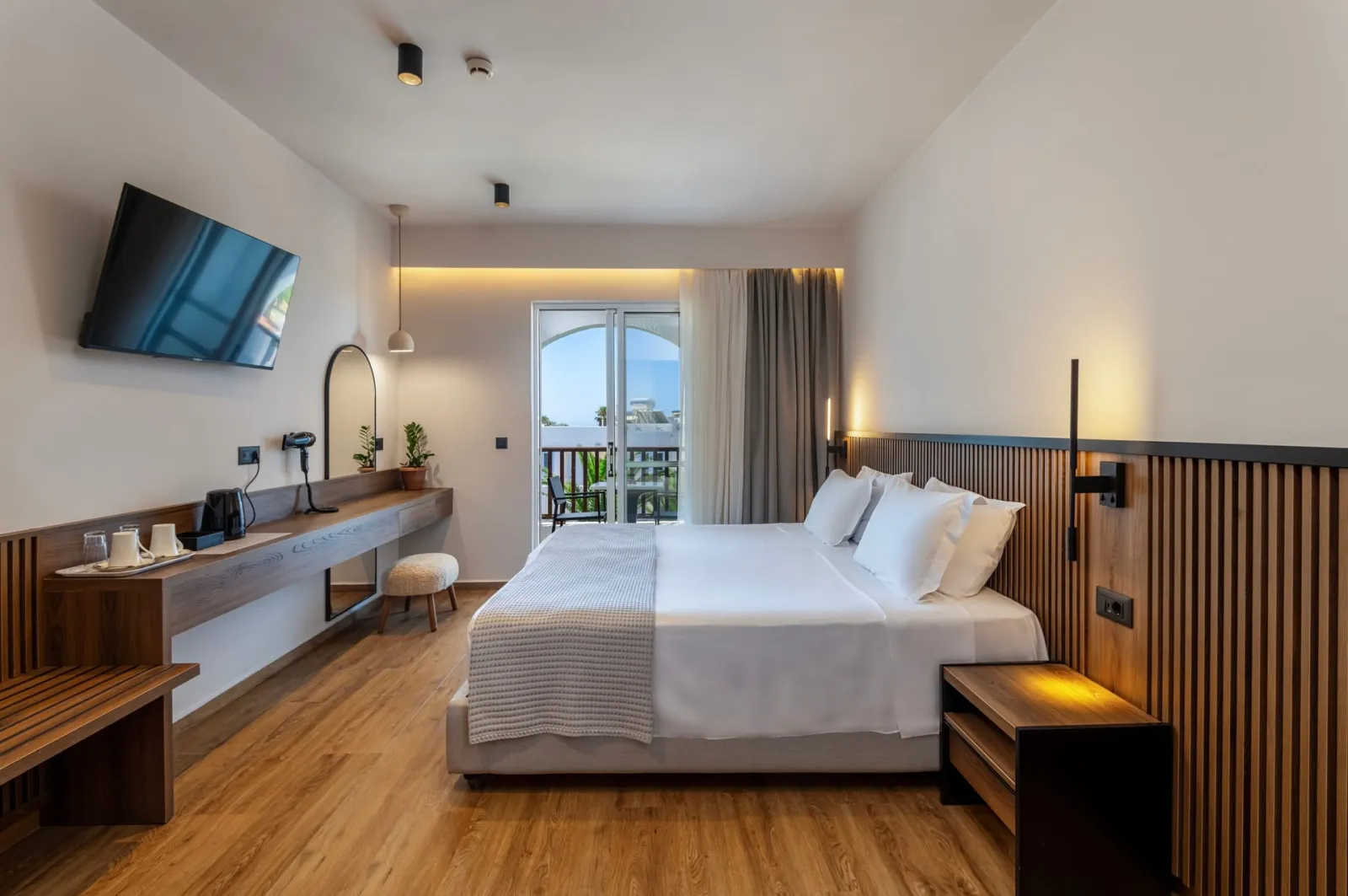 Deluxe Room with Sea view