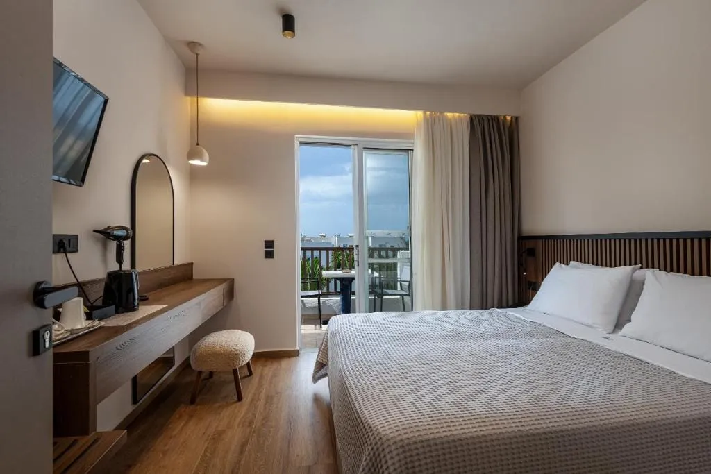 Deluxe Suite with Sea view