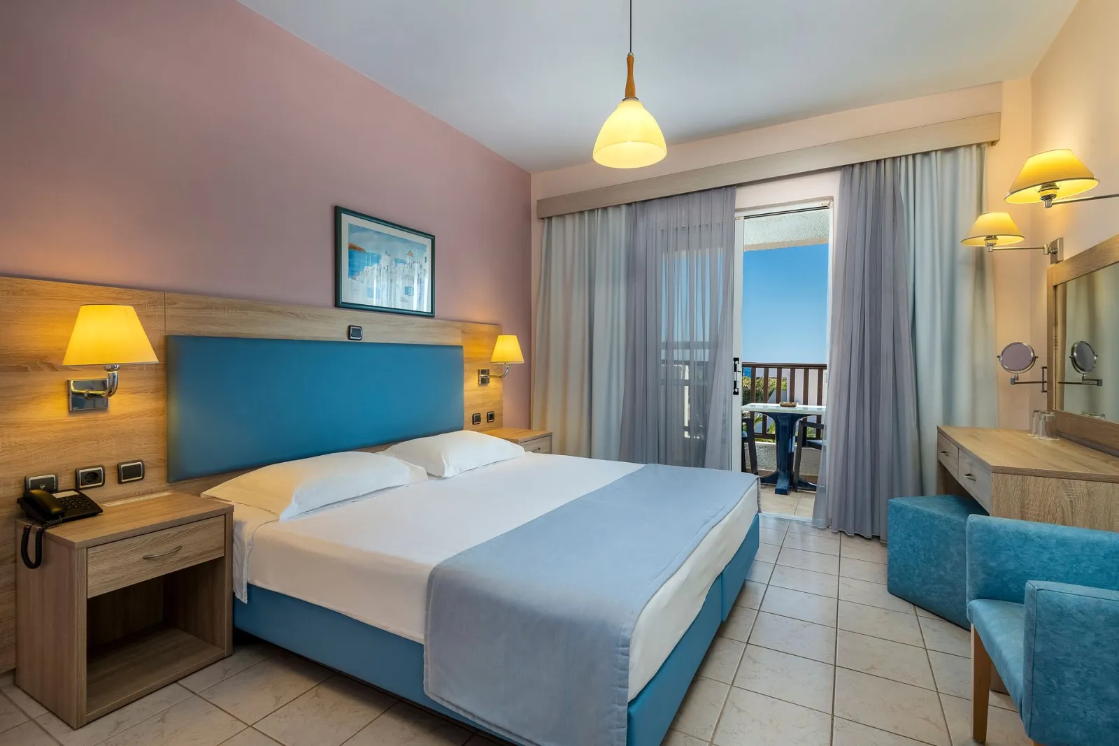 Family Suite with Garden view