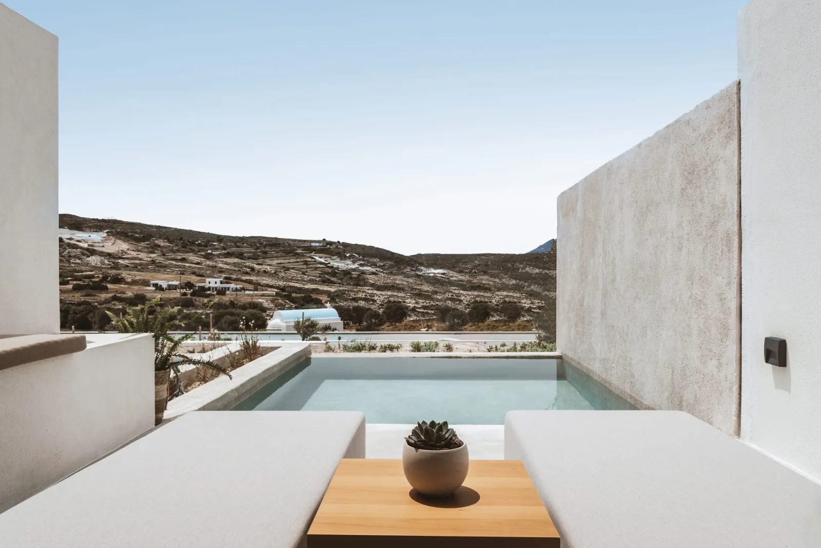 Deluxe Suite Horizon view with Plunge Pool