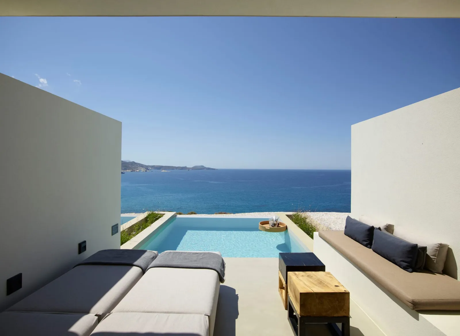 Deluxe Suite Sea view with Private Pool