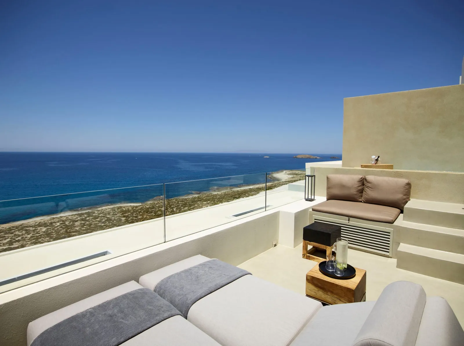 Superior Suite Sea view Plunge Pool