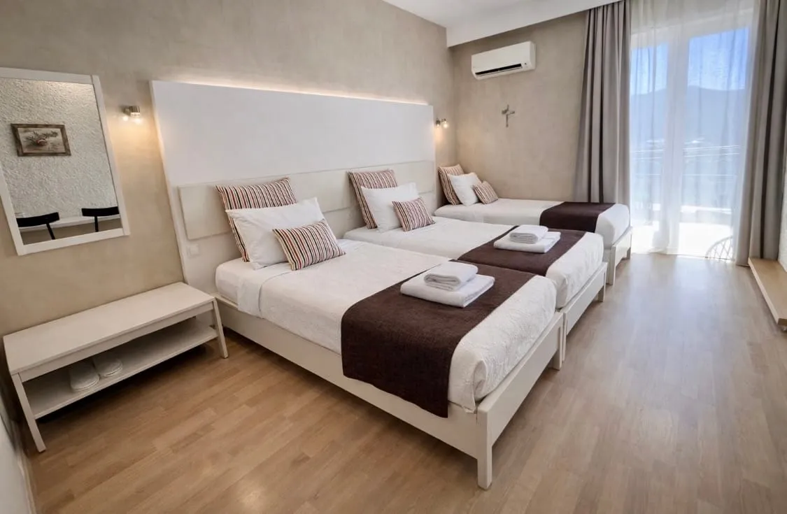 Economy Triple Room